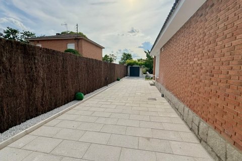Villa īrēšanai Algete, Madrid, Spānijā 3 istabas, 170 m2 Nr. 122244 - attēls 15