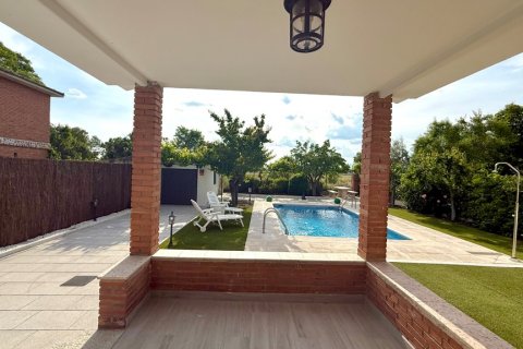Villa īrēšanai Algete, Madrid, Spānijā 3 istabas, 170 m2 Nr. 122244 - attēls 16