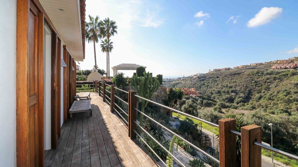 Villa in Benahavis, Malaga, Spain 4 bedrooms, 218 sq.m. No. 122245