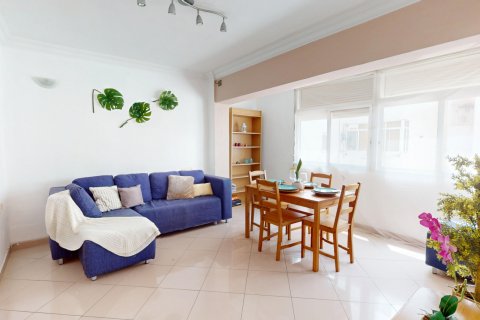 Продажа квартиры в Валенсия, Испания 3 спальни, 58м2 №122248 - фото 10