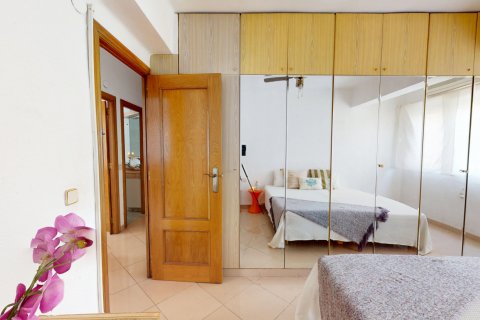Продажа квартиры в Валенсия, Испания 3 спальни, 58м2 №122248 - фото 24