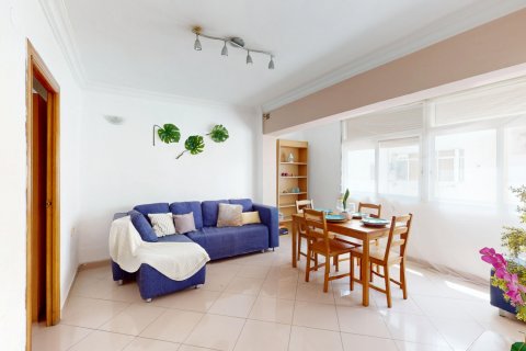 Продажа квартиры в Валенсия, Испания 3 спальни, 58м2 №122248 - фото 6