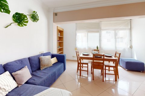 Продажа квартиры в Валенсия, Испания 3 спальни, 58м2 №122248 - фото 11