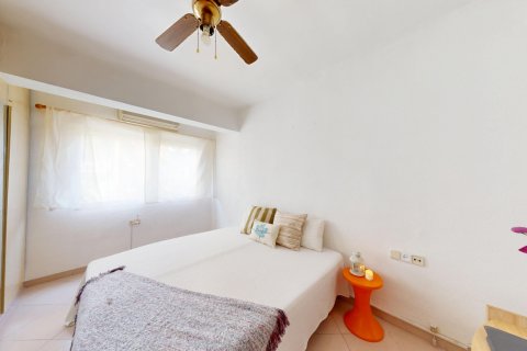 Продажа квартиры в Валенсия, Испания 3 спальни, 58м2 №122248 - фото 19