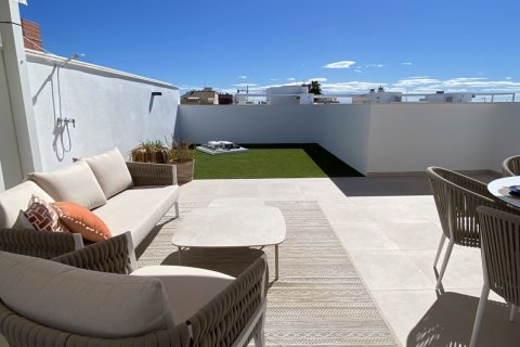 Penthäuser zum Verkauf Pilar de la Horadada, Alicante, Spanien 3 Schlafzimmer,  Nr. 132468 - Foto 1