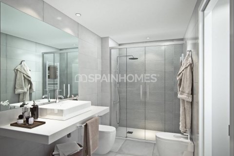 Apartment for sale in Badalona, Barcelona, Spain 4 bedrooms, 100 sq.m. No. 120634 - photo 8