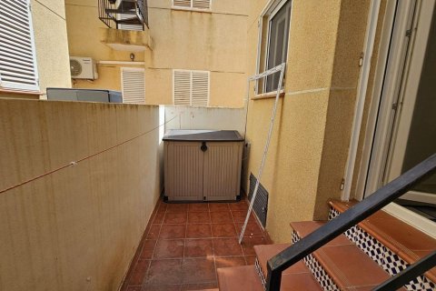 Townhouse for sale Torrevieja, Alicante, Spain 4 bedrooms, 150 sq.m. No. 125994 - photo 12