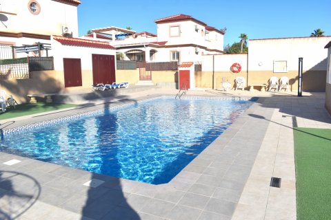 Villa pārdošanā San Fulgencio, Alicante, Spānijā 4 istabas, 92 m2 Nr. 125997 - attēls 12