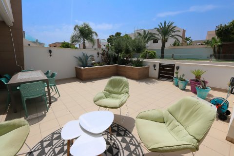 Apartment for sale Pilar de la Horadada, Alicante, Spain 3 bedrooms,  No. 131819 - photo 10