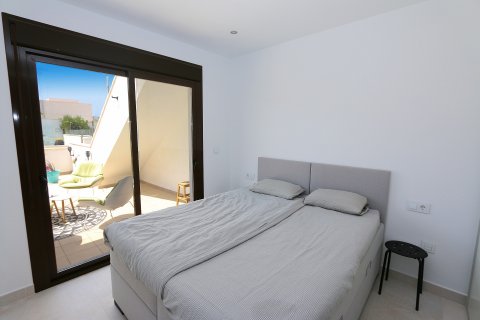 Apartment for sale Pilar de la Horadada, Alicante, Spain 3 bedrooms,  No. 131819 - photo 22