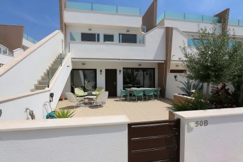 Apartment for sale Pilar de la Horadada, Alicante, Spain 3 bedrooms,  No. 131819 - photo 2