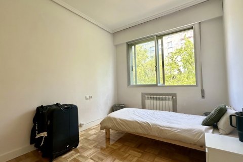 Apartament Madrid, Hiszpania 4 sypialnie, 140 mkw. nr 122221 – zdjęcie 11