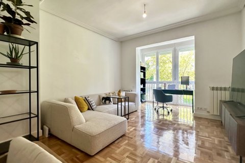 Apartament Madrid, Hiszpania 4 sypialnie, 140 mkw. nr 122221 – zdjęcie 1