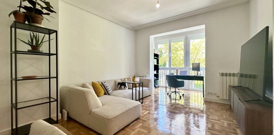 Apartament Madrid, Hiszpania 4 sypialnie, 140 mkw. nr 122221