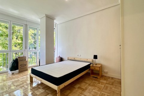 Apartament Madrid, Hiszpania 4 sypialnie, 140 mkw. nr 122221 – zdjęcie 18