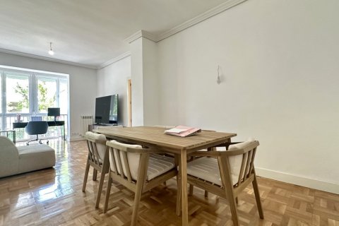 Apartament Madrid, Hiszpania 4 sypialnie, 140 mkw. nr 122221 – zdjęcie 2