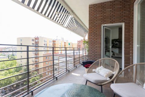 Apartment for sale Madrid, Spain 4 bedrooms, 249 sq.m. No. 122219 - photo 21