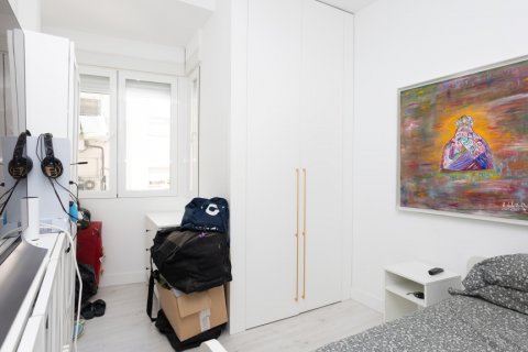 Apartment for sale Madrid, Spain 4 bedrooms, 249 sq.m. No. 122219 - photo 10