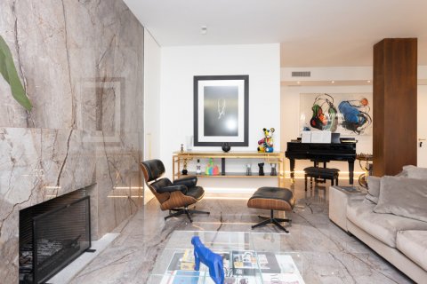 Apartment for sale Madrid, Spain 4 bedrooms, 249 sq.m. No. 122219 - photo 29