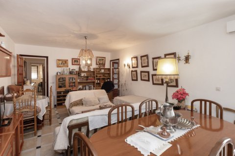Продажа квартиры в Эстепона, Малага, Испания 3 спальни, 117м2 №122217 - фото 5