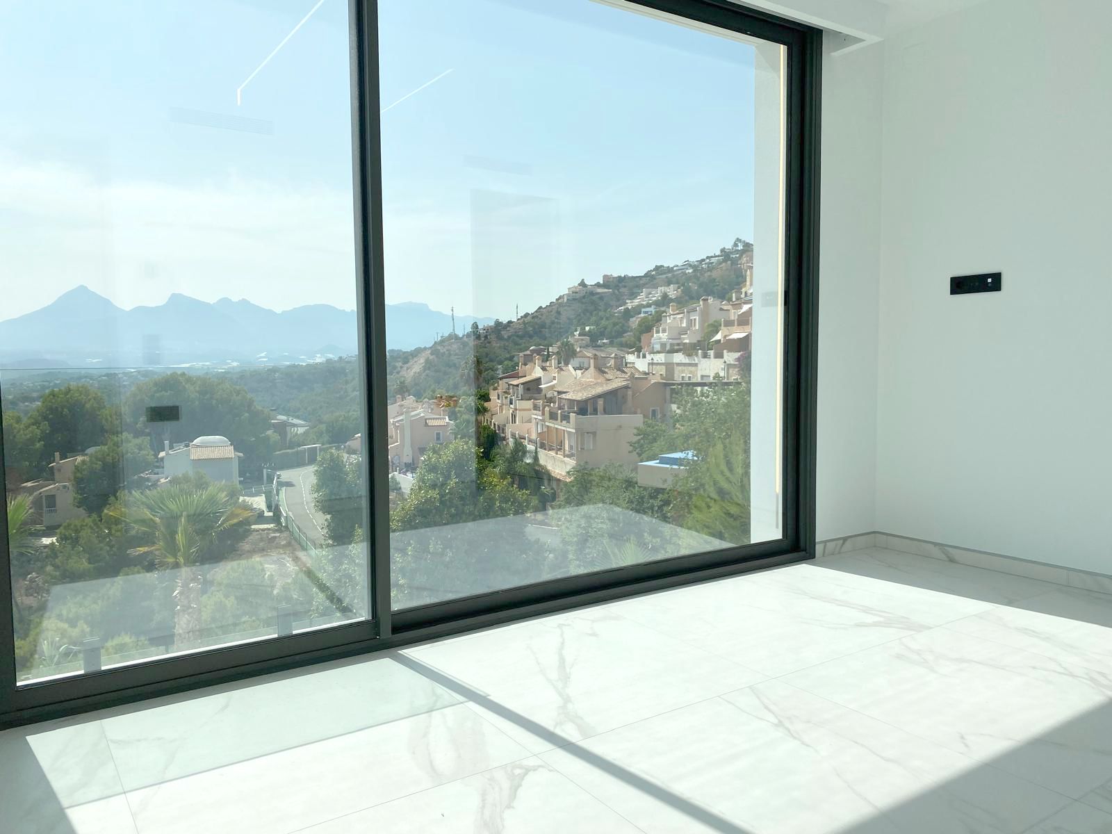 Willa w Altea, Alicante, Hiszpania 5 sypialni, 560 mkw. nr 130466