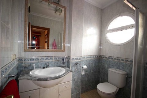 House for sale Guardamar del Segura, Alicante, Spain 3 bedrooms, 106 sq.m. No. 128681 - photo 27