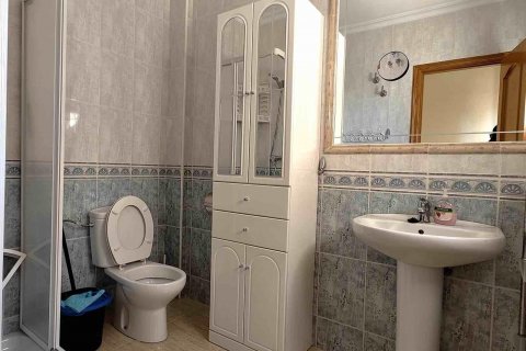 Casa in vendita Alicante, Spagna 4 camere da letto, 207 mq. N° 128683 - foto 21