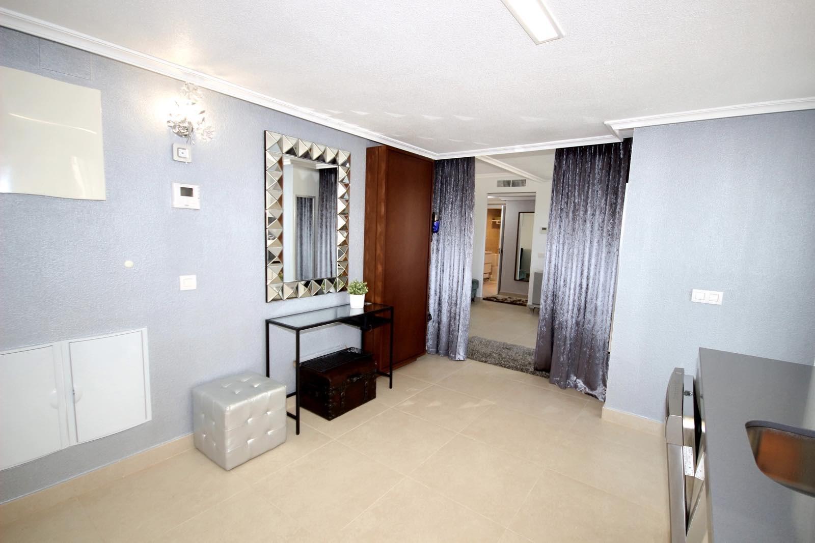 Apartament w Punta Prima, Alicante, Hiszpania 3 sypialnie, 154 mkw. nr 128680