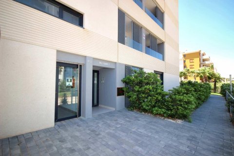 Huoneisto myytävänä Punta Prima, Alicante, Espanja, 3 makuuhuonetta, 154 m2 No. 128680 - kuva 8