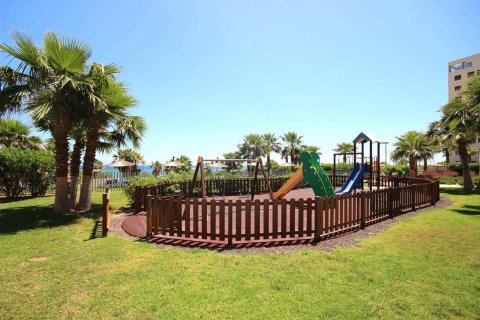 Huoneisto myytävänä Punta Prima, Alicante, Espanja, 3 makuuhuonetta, 154 m2 No. 128680 - kuva 5