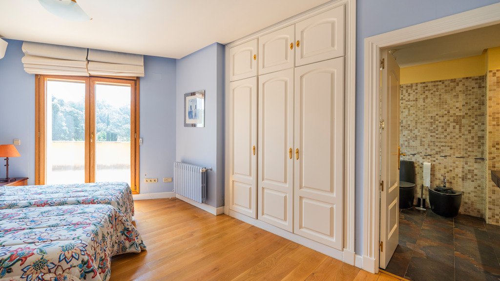 Villa in Ciudalcampo, Madrid, Spanien 5 Schlafzimmer, 671 m2 Nr. 122205