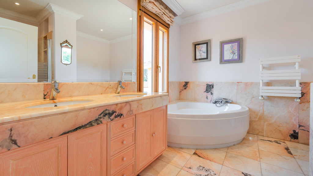Villa in Ciudalcampo, Madrid, Spanien 5 Schlafzimmer, 671 m2 Nr. 122205