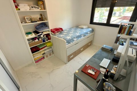 Dzīvoklis īrēšanai Alicante, Spānijā 1 istaba, 118 m2 Nr. 130599 - attēls 17