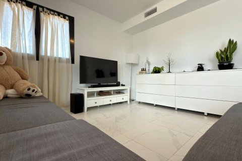 Dzīvoklis īrēšanai Alicante, Spānijā 1 istaba, 118 m2 Nr. 130599 - attēls 3