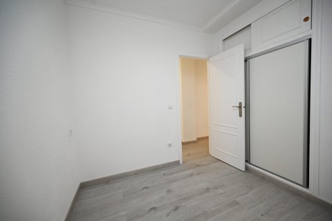 Apartment for sale Torrevieja, Alicante, Spain 2 bedrooms, 67 sq.m. No. 130602 - photo 22