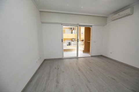 Apartment for sale Torrevieja, Alicante, Spain 2 bedrooms, 67 sq.m. No. 130602 - photo 20