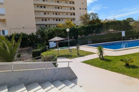 Ático en venta Torrevieja, Alicante, España 2 dormitorios, 65 m2 No. 128617 - foto 7