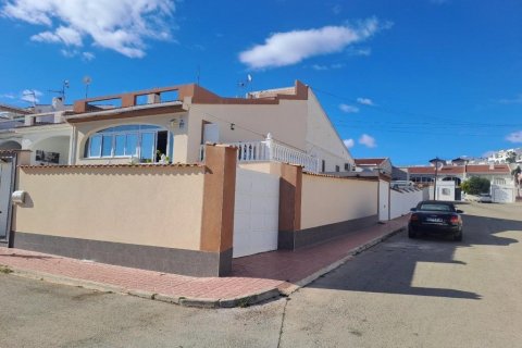 Villa à vendre Ciudad Quesada, Alicante, Espagne, 4 chambres, 102 m2 No. 125599 - photo 1