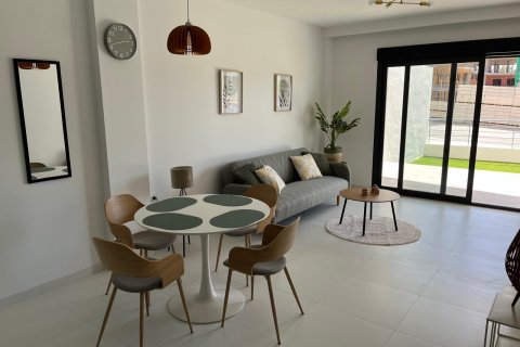 Lägenhet till salu San Miguel de Salinas, Alicante, Spanien 2 sovrum, 75 kvm. Nr. 125605 - foto 3