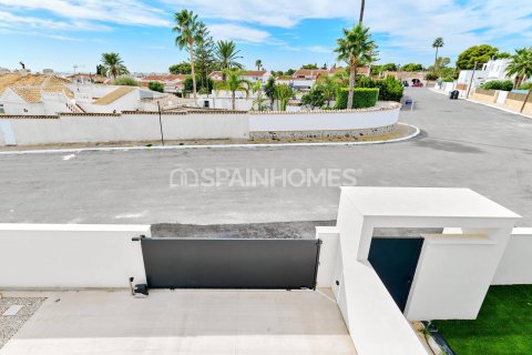 Villa for sale Orihuela, Alicante, Spain 3 bedrooms, 151 sq.m. No. 121267 - photo 21