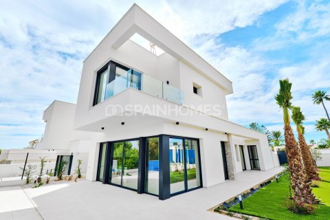 Villa for sale Orihuela, Alicante, Spain 3 bedrooms, 151 sq.m. No. 121267 - photo 4
