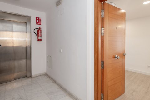 Продажа квартиры в Малага, Испания 2 спальни, 98м2 №121630 - фото 6