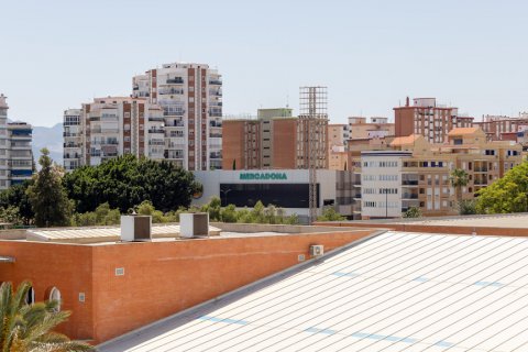 Продажа квартиры в Малага, Испания 2 спальни, 98м2 №121630 - фото 2