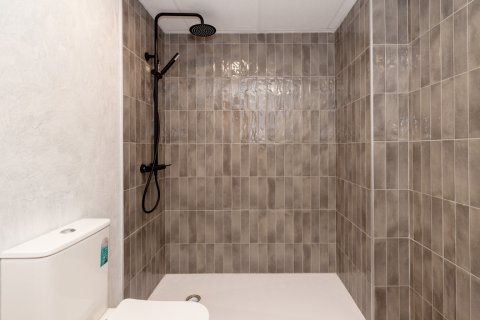 Продажа квартиры в Малага, Испания 2 спальни, 98м2 №121630 - фото 24