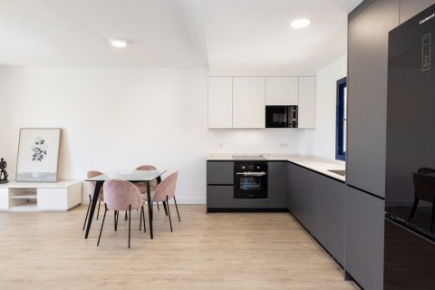 Продажа квартиры в Малага, Испания 2 спальни, 98м2 №121630 - фото 9