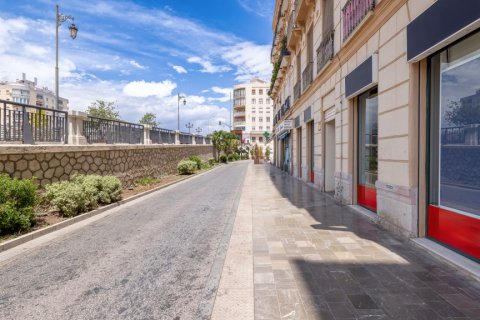Продажа квартиры в Малага, Испания 3 спальни, 66м2 №121628 - фото 2