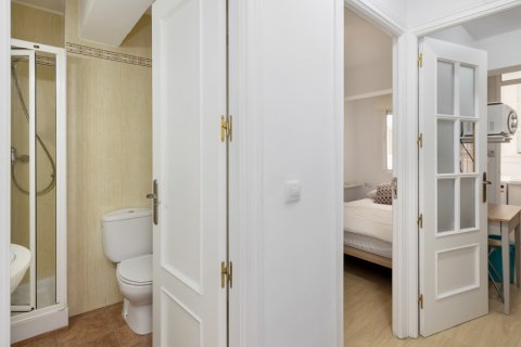 Продажа квартиры в Малага, Испания 3 спальни, 66м2 №121628 - фото 21