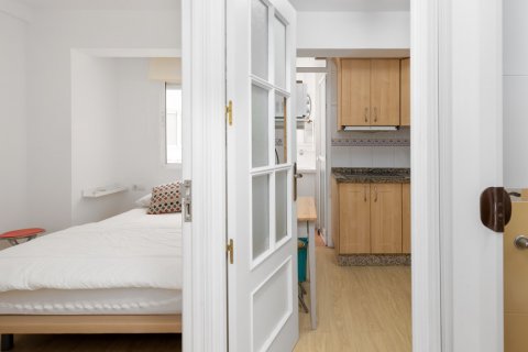 Продажа квартиры в Малага, Испания 3 спальни, 66м2 №121628 - фото 25