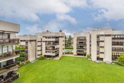 Продажа дуплекса в Мадрид, Испания 6 спален, 290м2 №121632 - фото 18