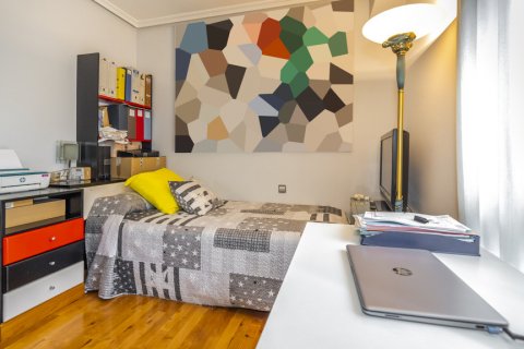 Продажа дуплекса в Мадрид, Испания 6 спален, 290м2 №121632 - фото 19